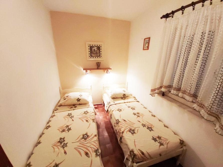 Apartments Carmen Vinišće Buitenkant foto