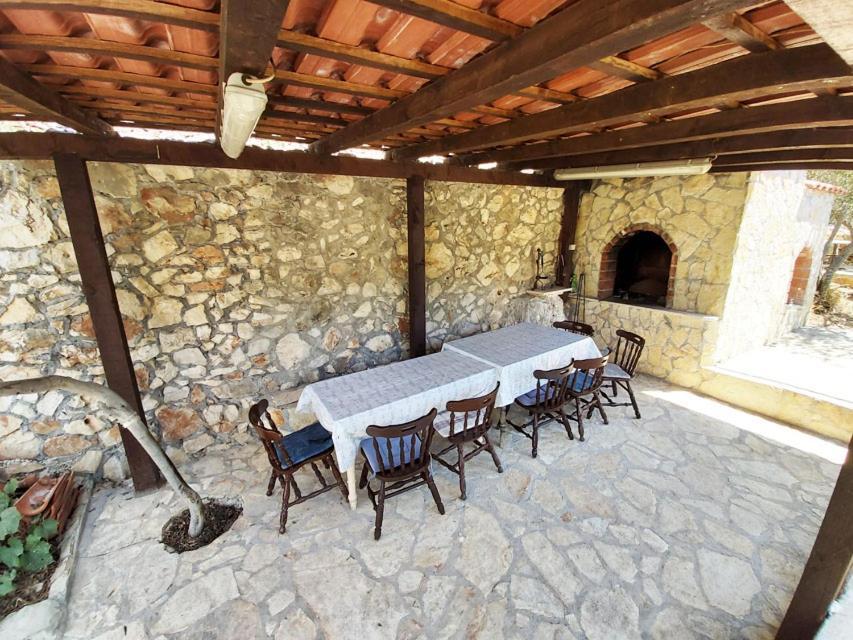 Apartments Carmen Vinišće Buitenkant foto
