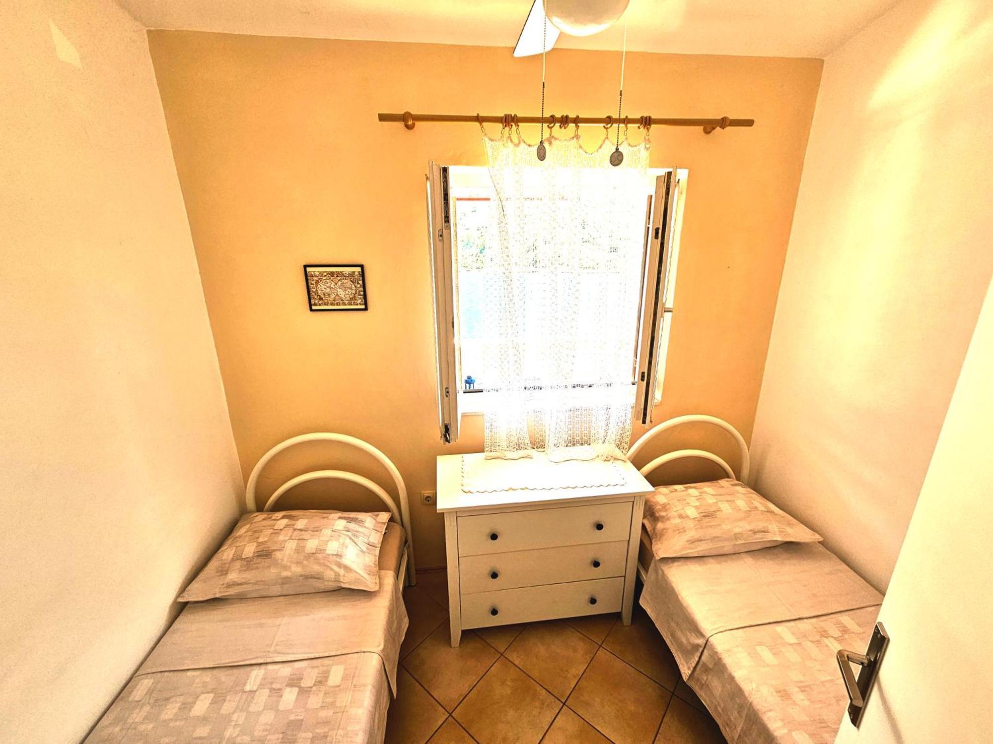 Apartments Carmen Vinišće Buitenkant foto